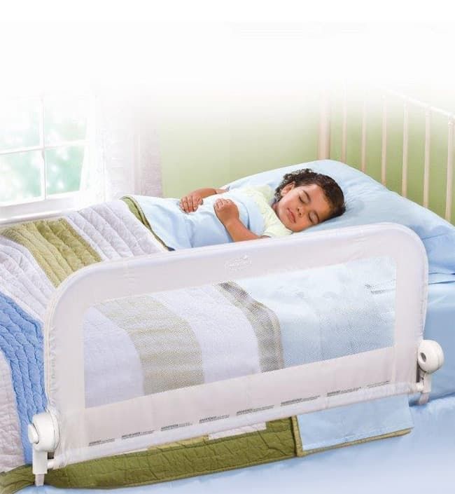 Универсальный ограничитель для кровати Single Fold Bedrail, белый. Фото №1
