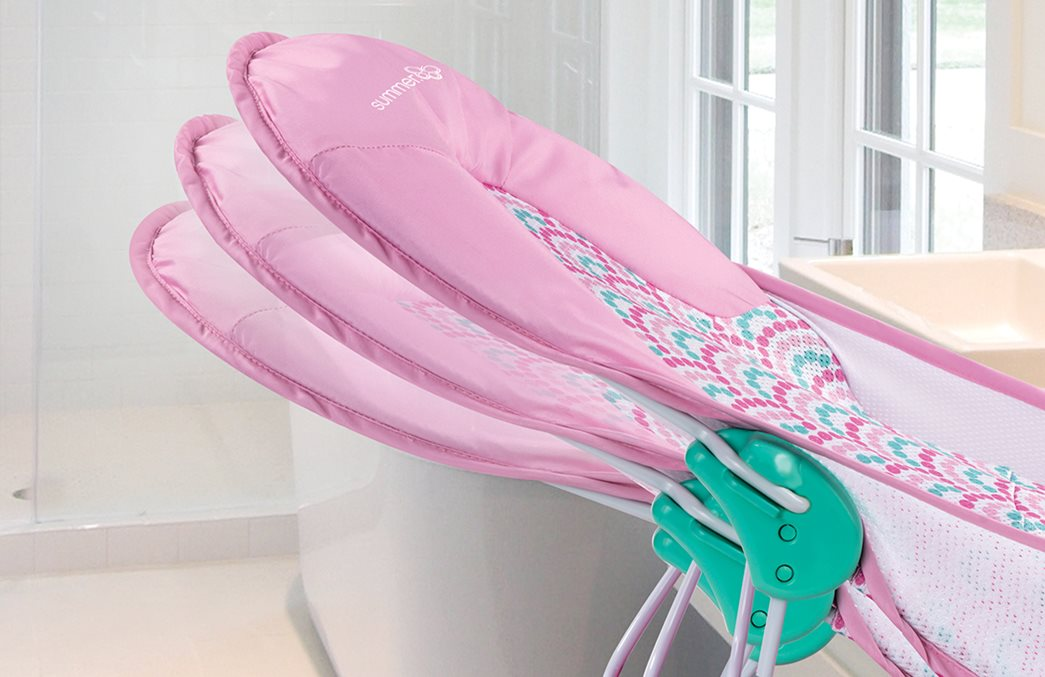 Лежак с подголовником для купания Deluxe Baby Bather, розовый/волны. Фото №2