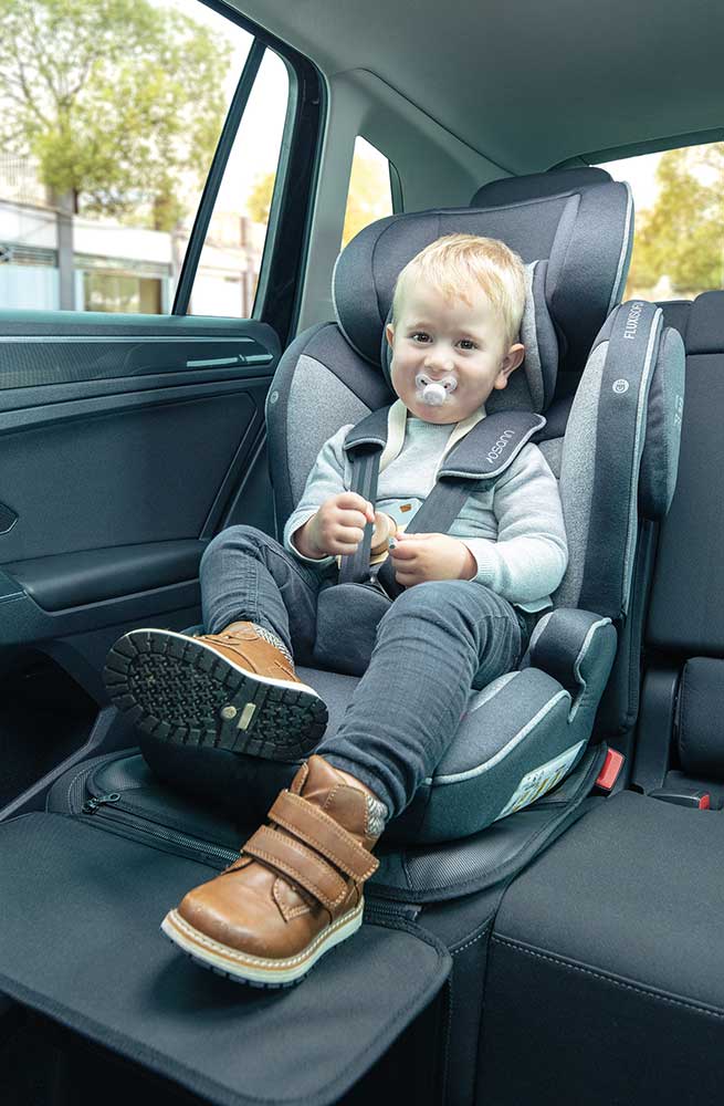 Защитная накладка для автомобильного сиденья с подножкой FeetUp. Фото №10